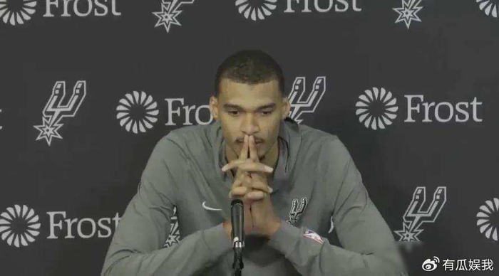 文班亚马首登MVP榜首挑战传统规则引发热议