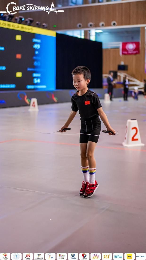花都体育馆承办的全国跳绳联赛总决赛暨段位挑