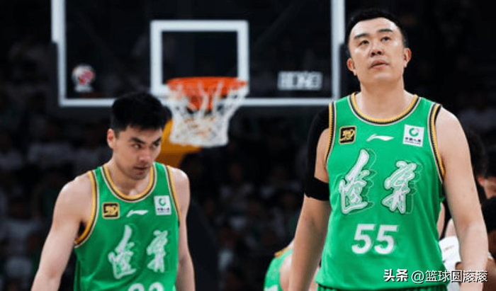 辽宁男篮三连冠王朝终结 核心阵容离队引重建猜